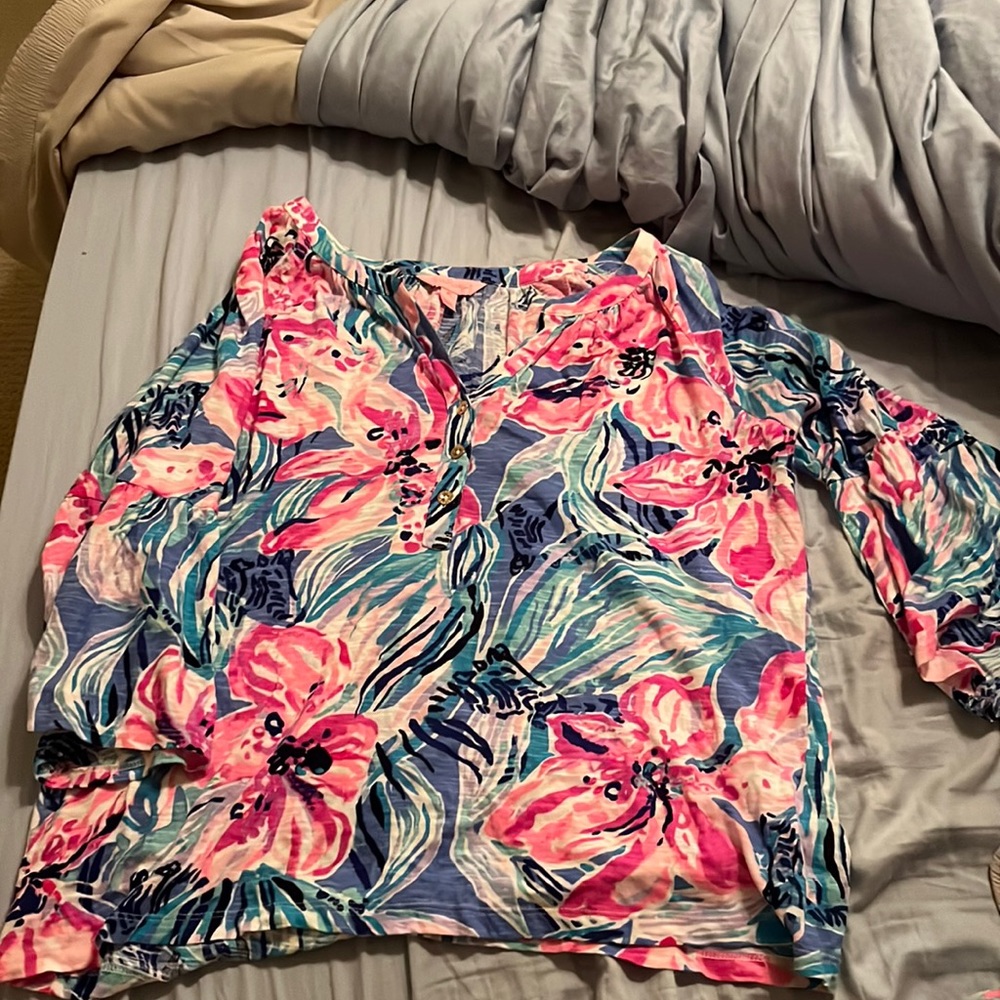 Lilly Pulitzer top M